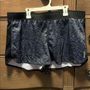Woman’s Reebok shorts size XL